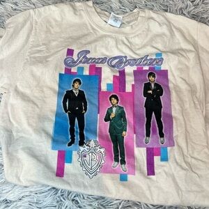 Jonas brothers vintage tee!